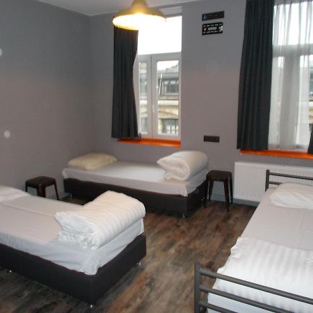 Urban City Centre Hostel Brussels Ngoại thất bức ảnh