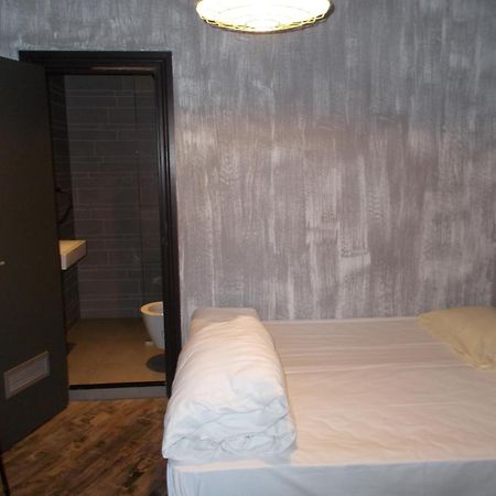 Urban City Centre Hostel Brussels Ngoại thất bức ảnh