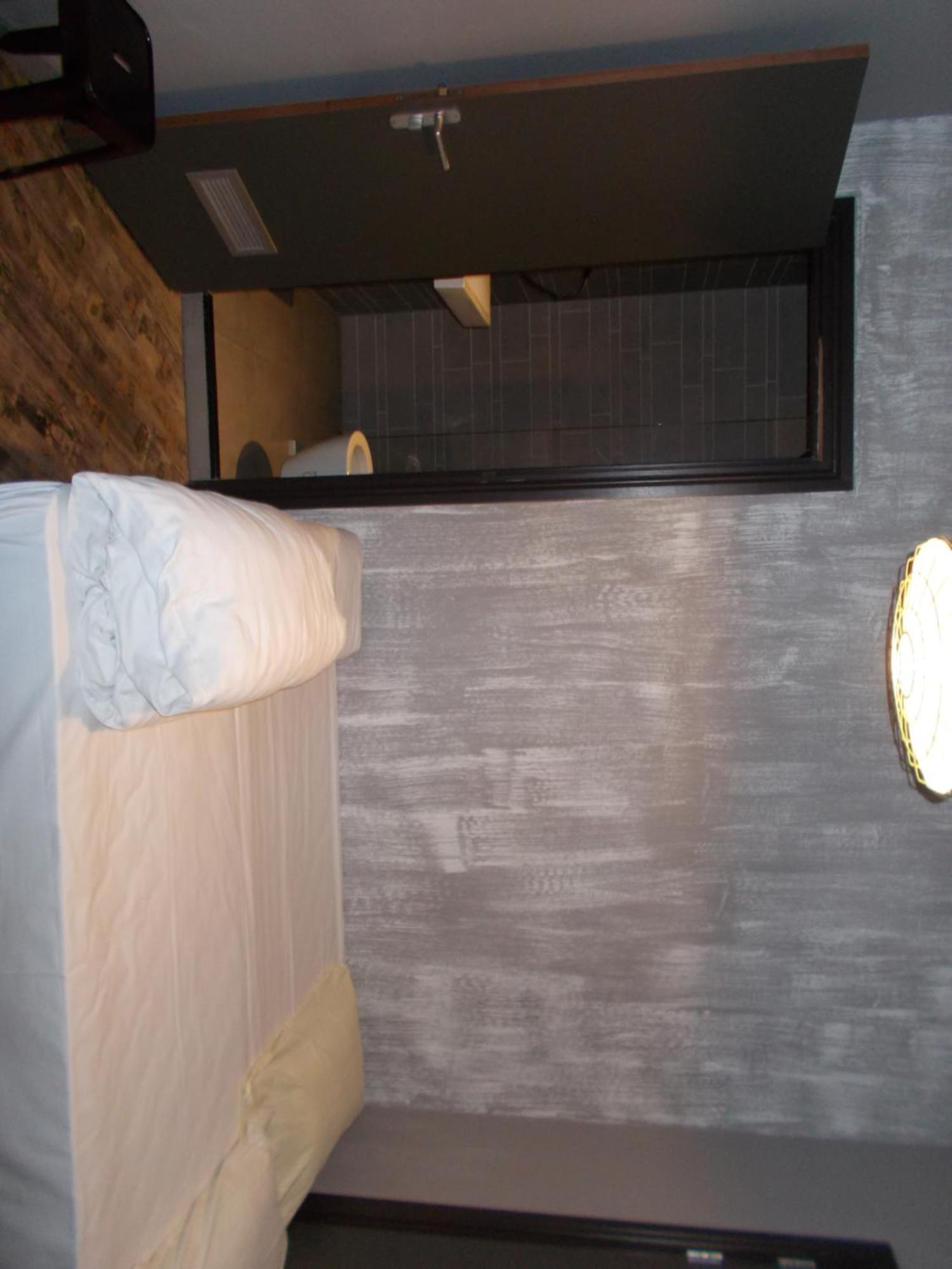 Urban City Centre Hostel Brussels Ngoại thất bức ảnh