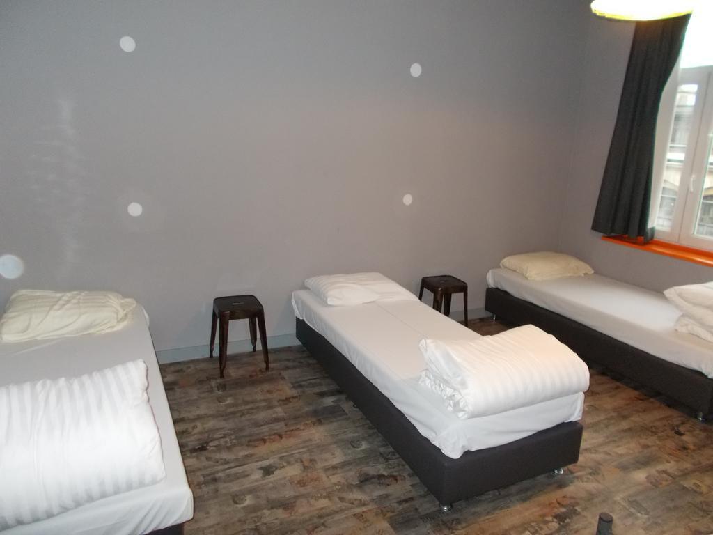 Urban City Centre Hostel Brussels Phòng bức ảnh