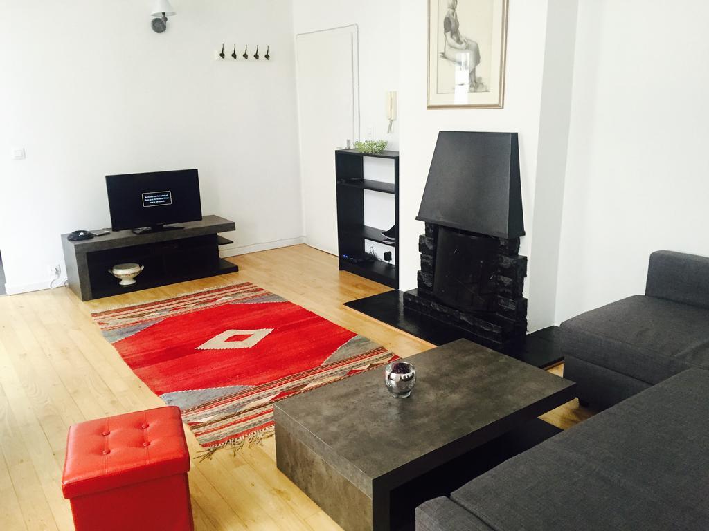 Urban City Centre Hostel Brussels Ngoại thất bức ảnh