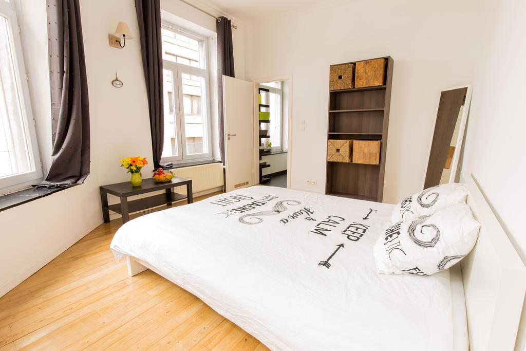Urban City Centre Hostel Brussels Ngoại thất bức ảnh
