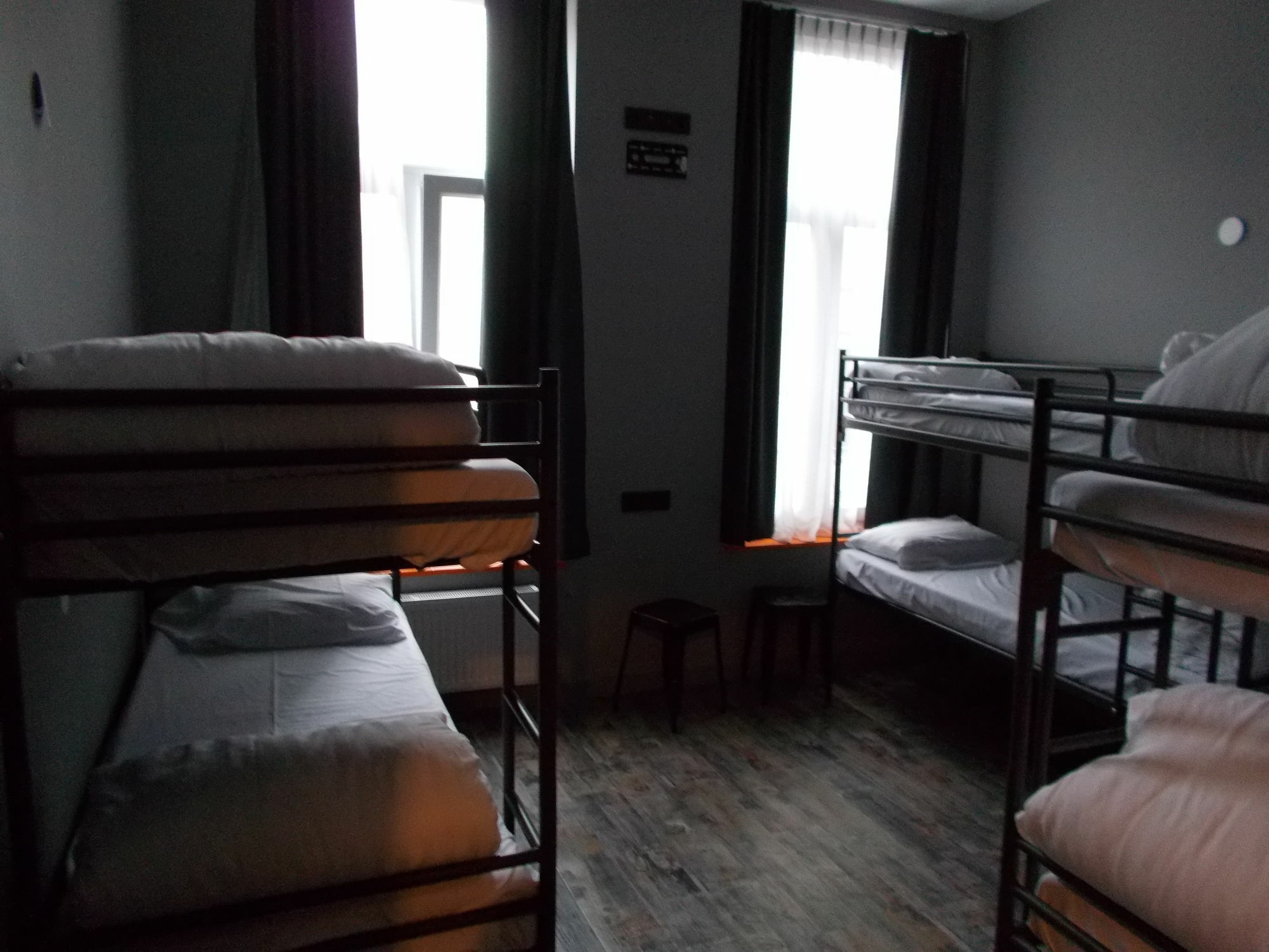 Urban City Centre Hostel Brussels Ngoại thất bức ảnh